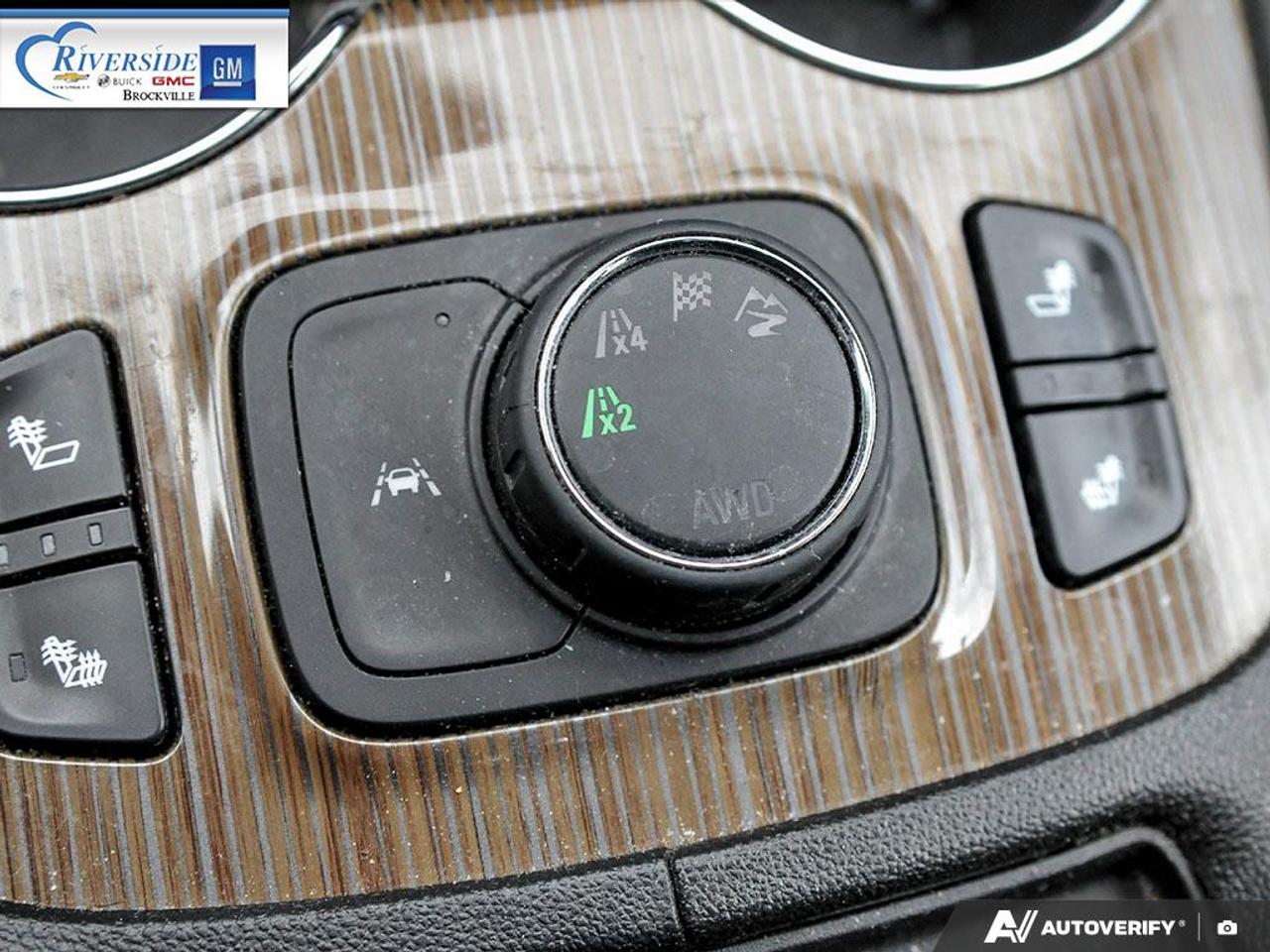 2023 GMC Acadia SLE Photo
