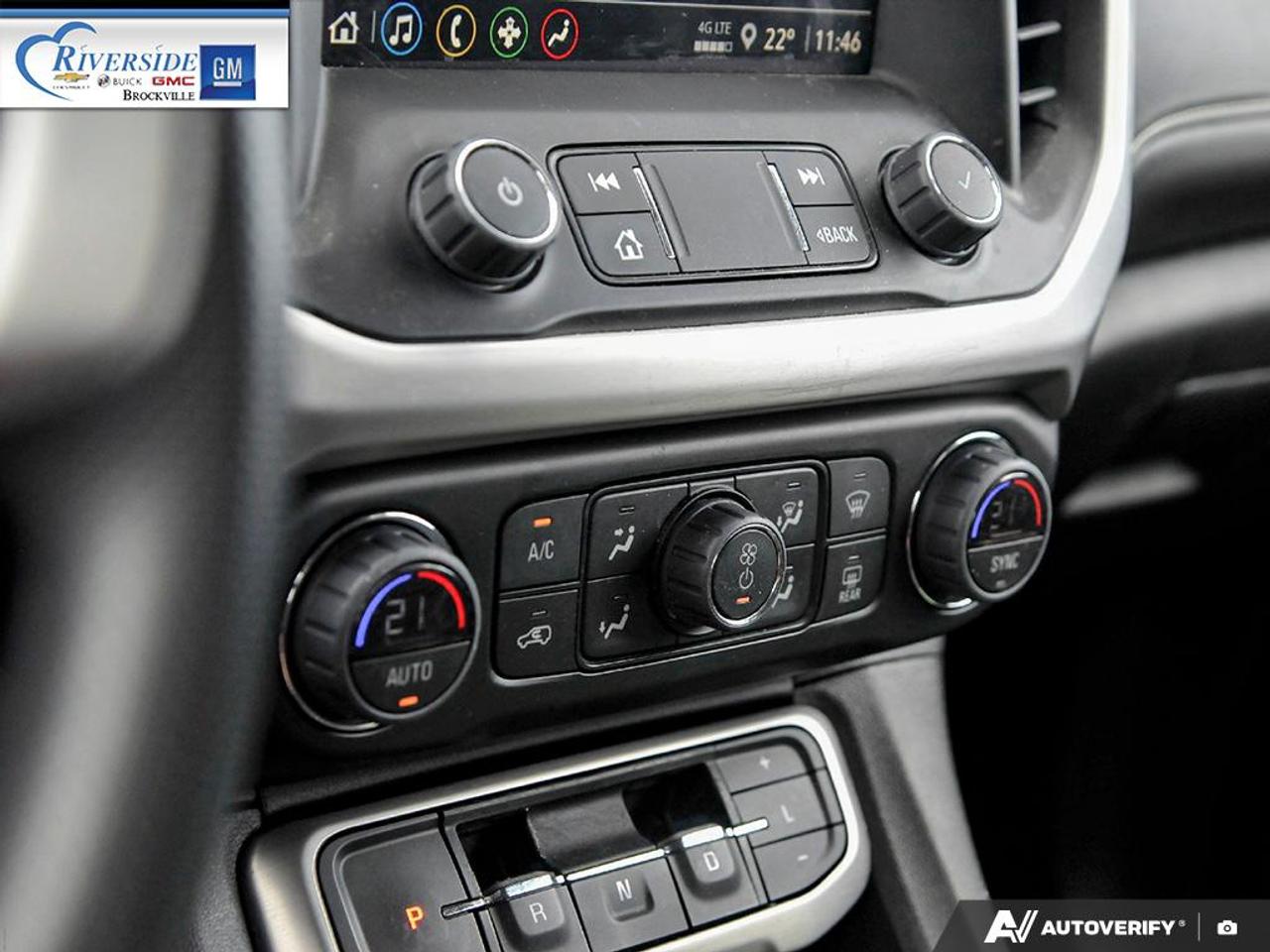 2023 GMC Acadia SLE Photo