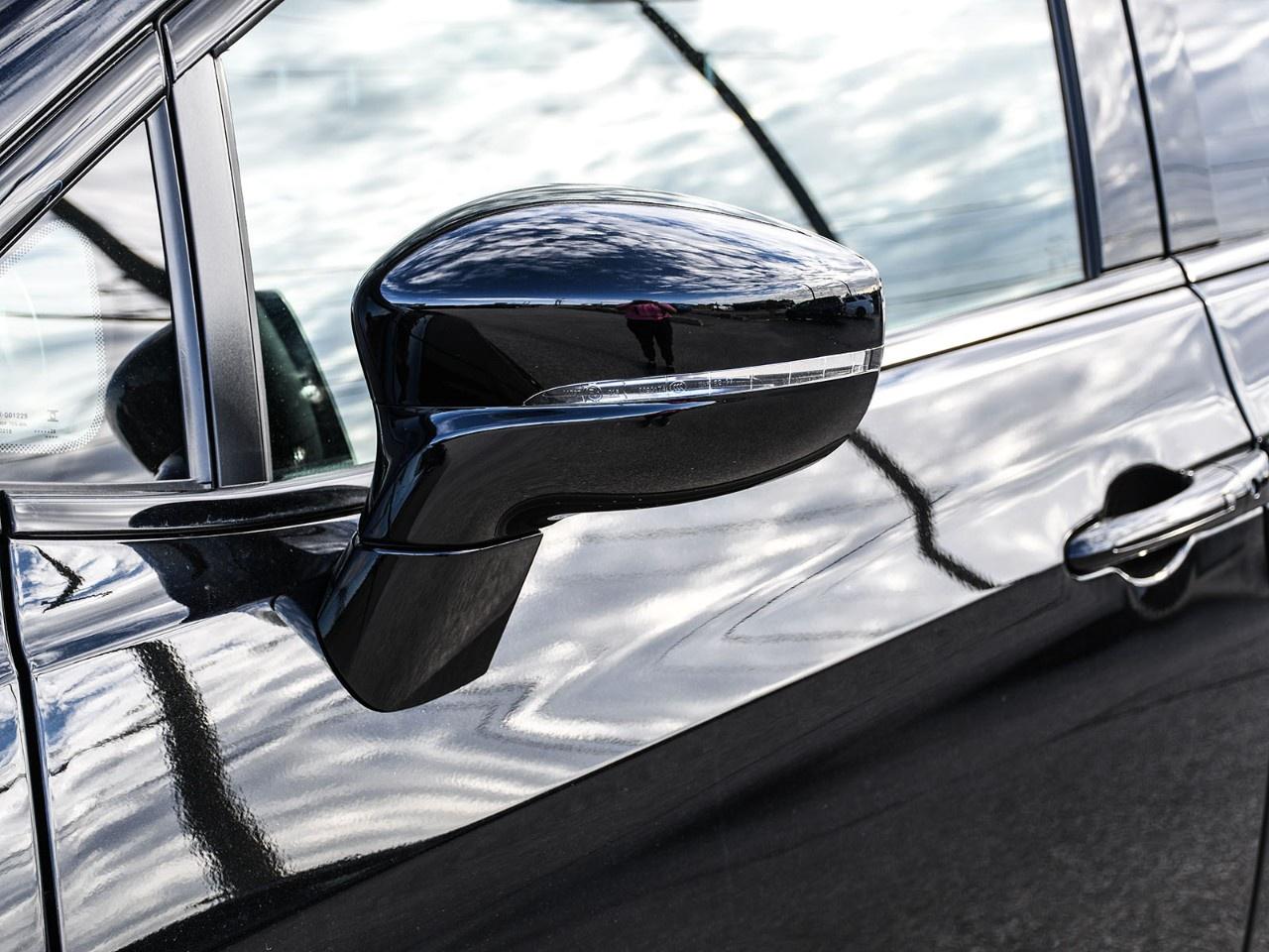2027 Chrysler Pacifica Select FWD Photo