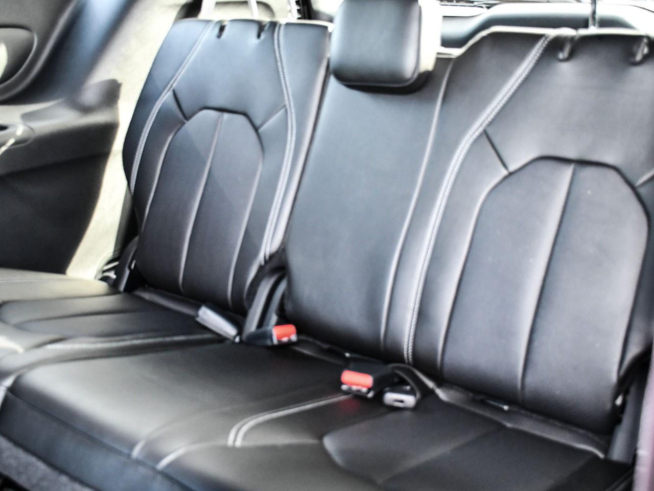 2027 Chrysler Pacifica Select FWD Photo