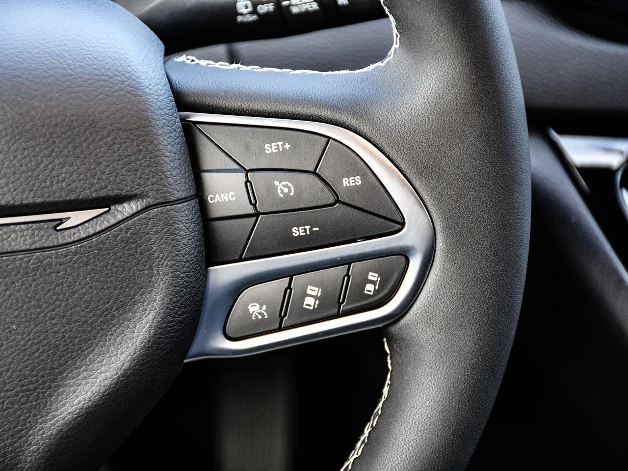 2027 Dodge Grand Caravan SXT 2WD Photo