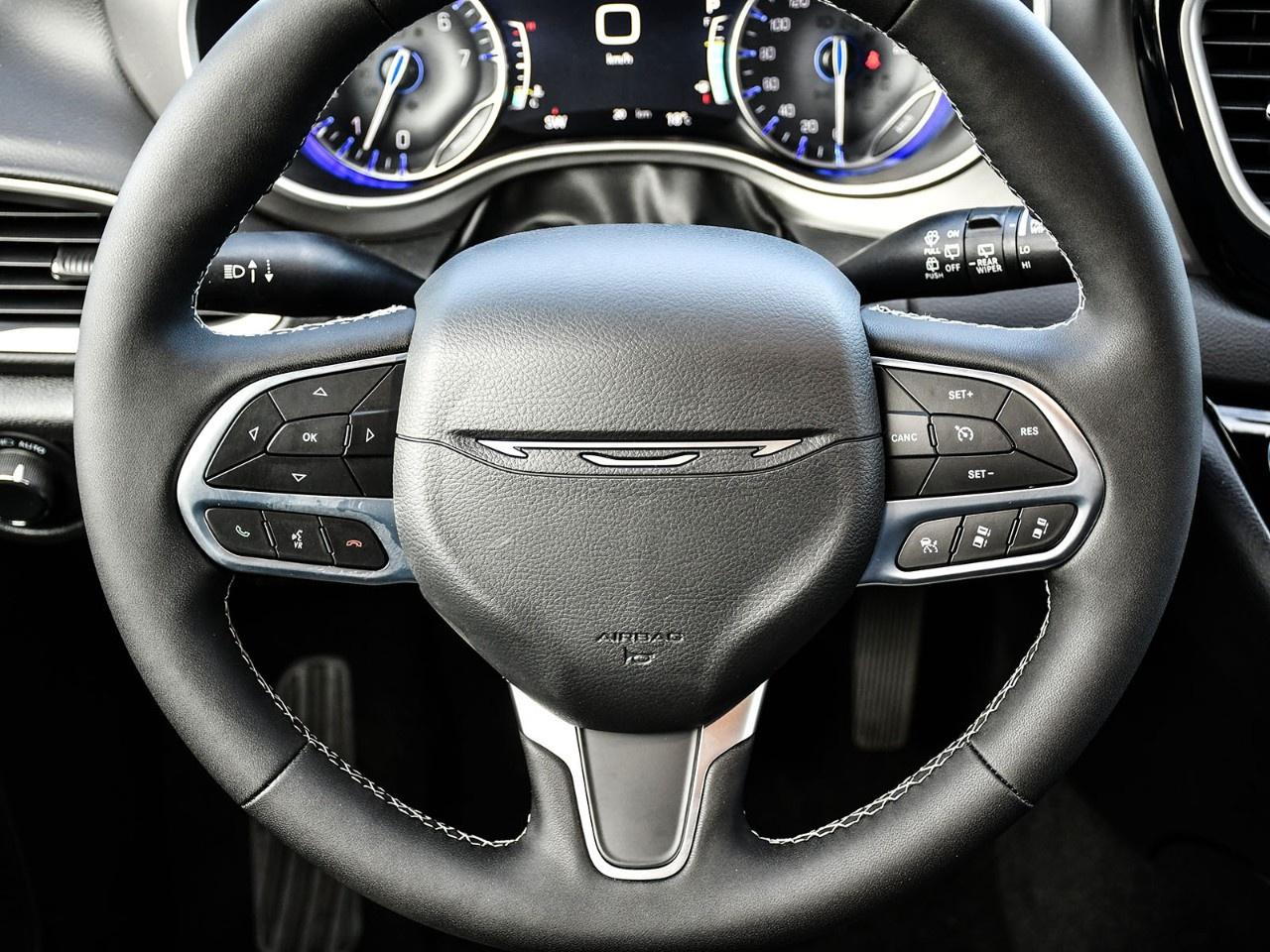 2027 Dodge Grand Caravan SXT 2WD Photo