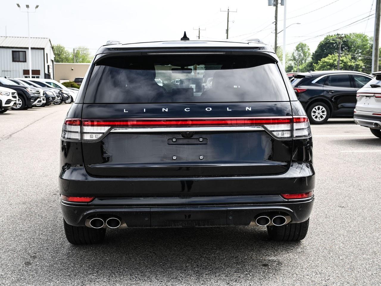 2024 Lincoln Aviator Reserve AWD Photo4