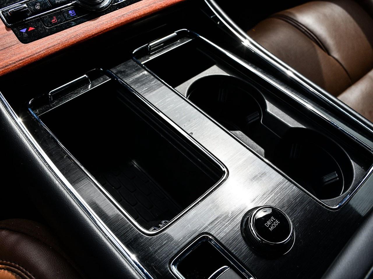 2024 Lincoln Aviator Reserve AWD Photo