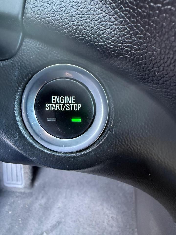 1779481998911