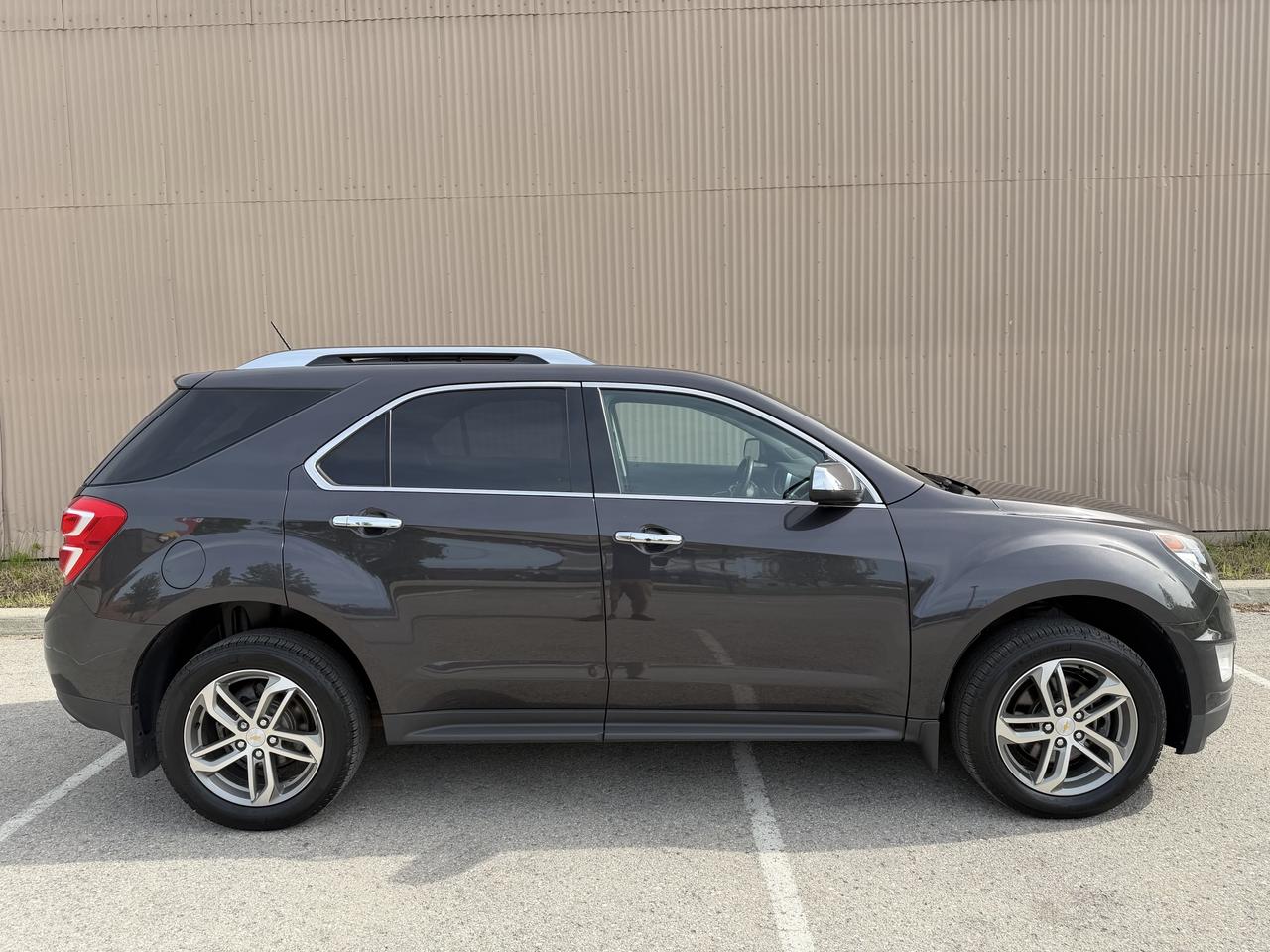 2016 Chevrolet Equinox LTZ Photo3