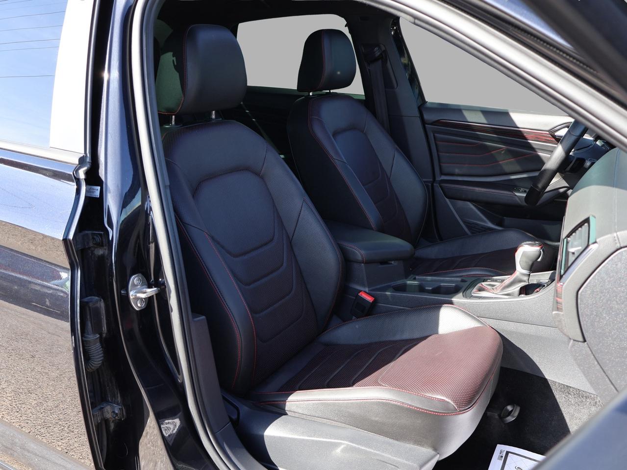 2023 Volkswagen Jetta GLI CERTIFIED *1 OWNER*ACCIDENT FREE*V.W MAINTAIN* CAMERA NAV BLUETOOTH LEATHER HEATED SEATS PANO ROOF CRUISE ALLOYS Photo