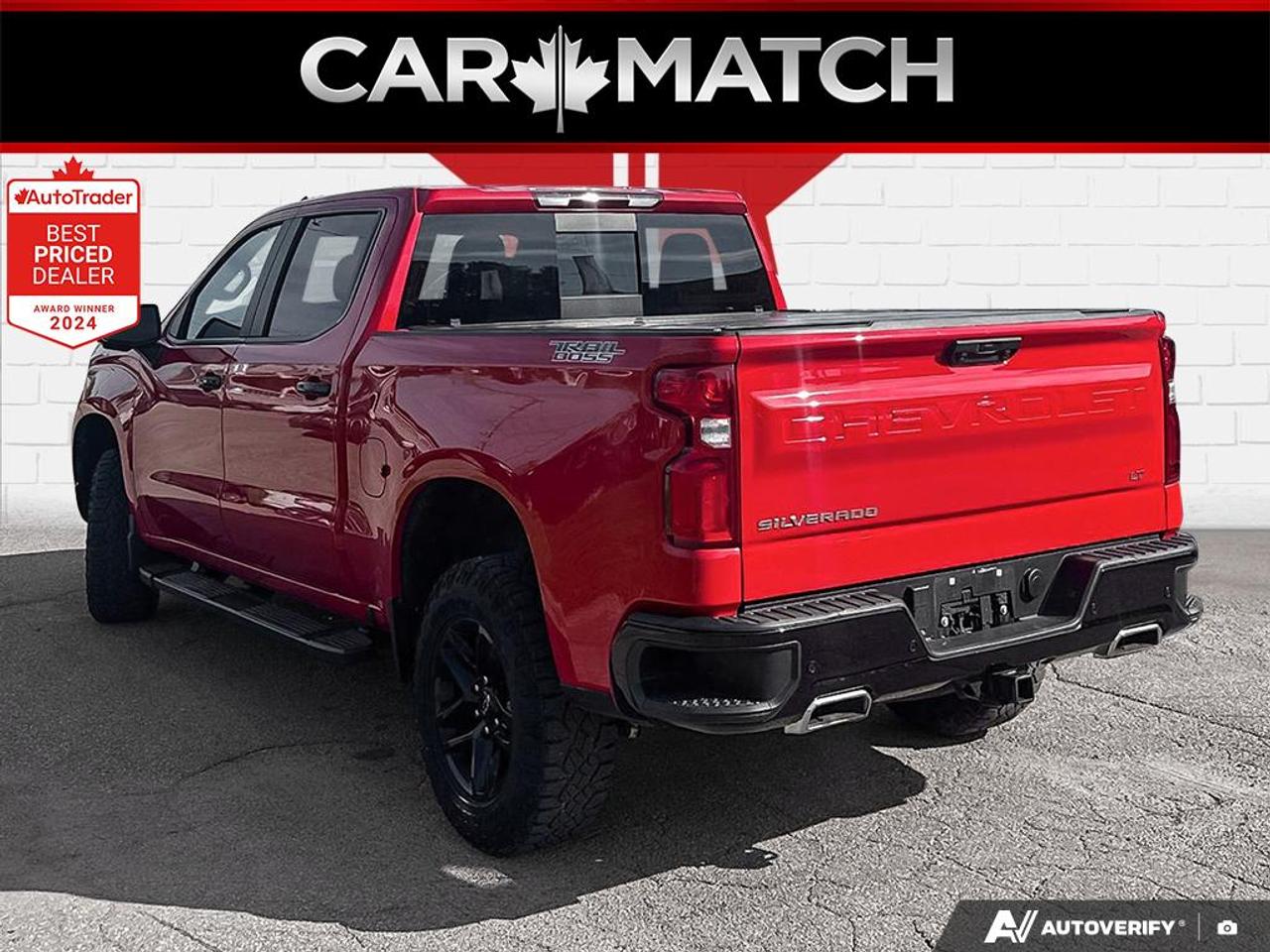 2022 Chevrolet Silverado 1500 LT TRAILBOSS / Z71 / ONE OWNER / LEATHER / ROOF Photo