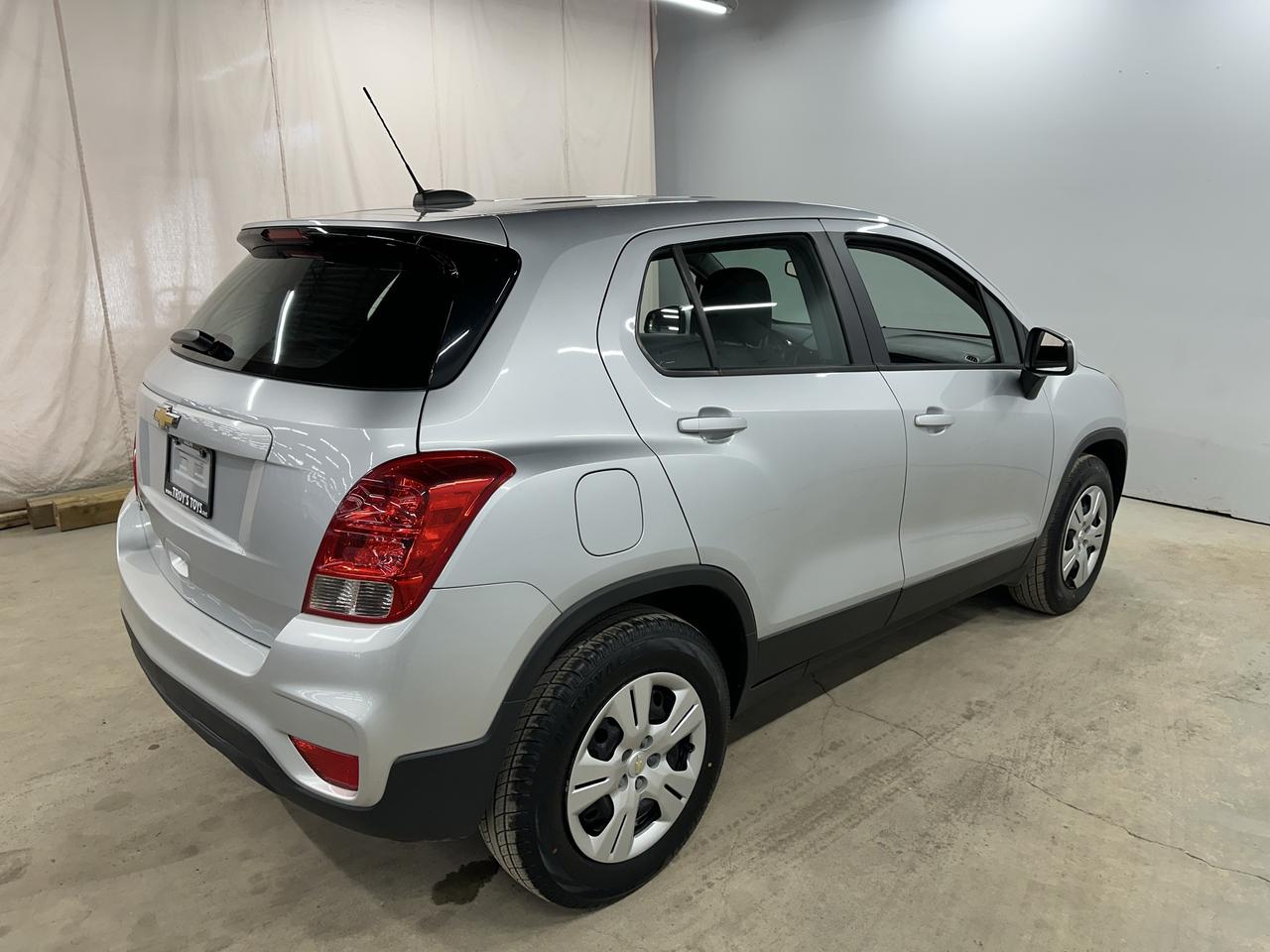 2018 Chevrolet Trax LS Photo