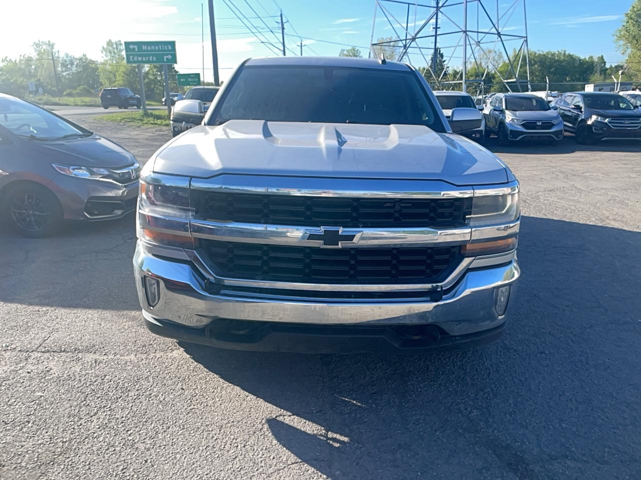 2018 Chevrolet Silverado 1500 LT Photo