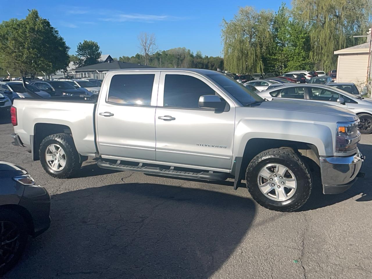 2018 Chevrolet Silverado 1500 LT Photo