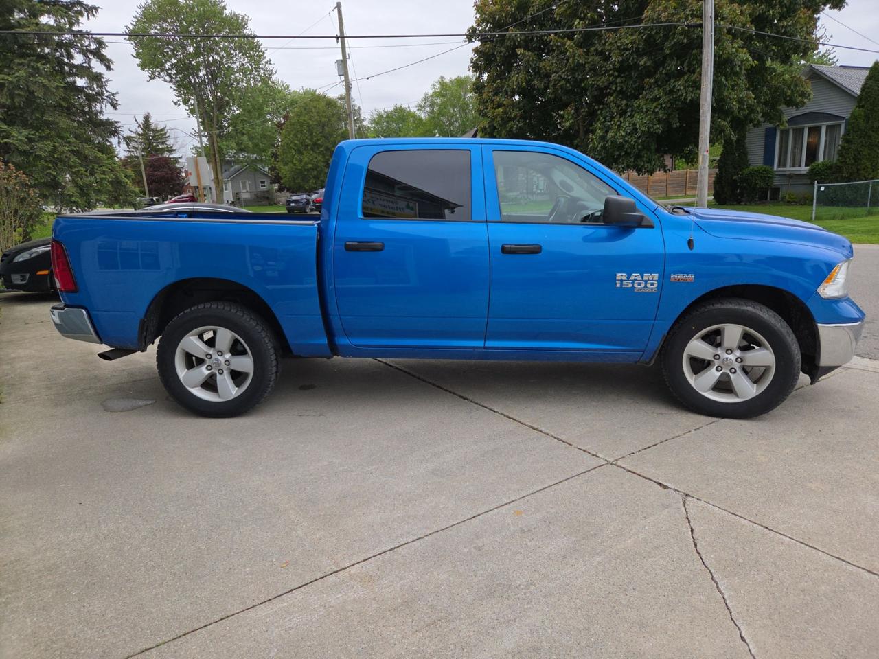 2023 RAM 1500 Classic SLT Photo