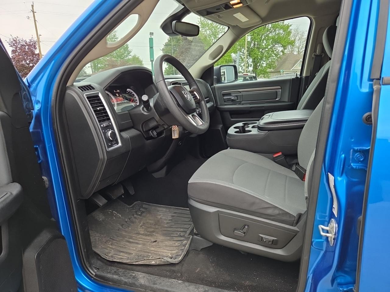 2023 RAM 1500 Classic SLT Photo