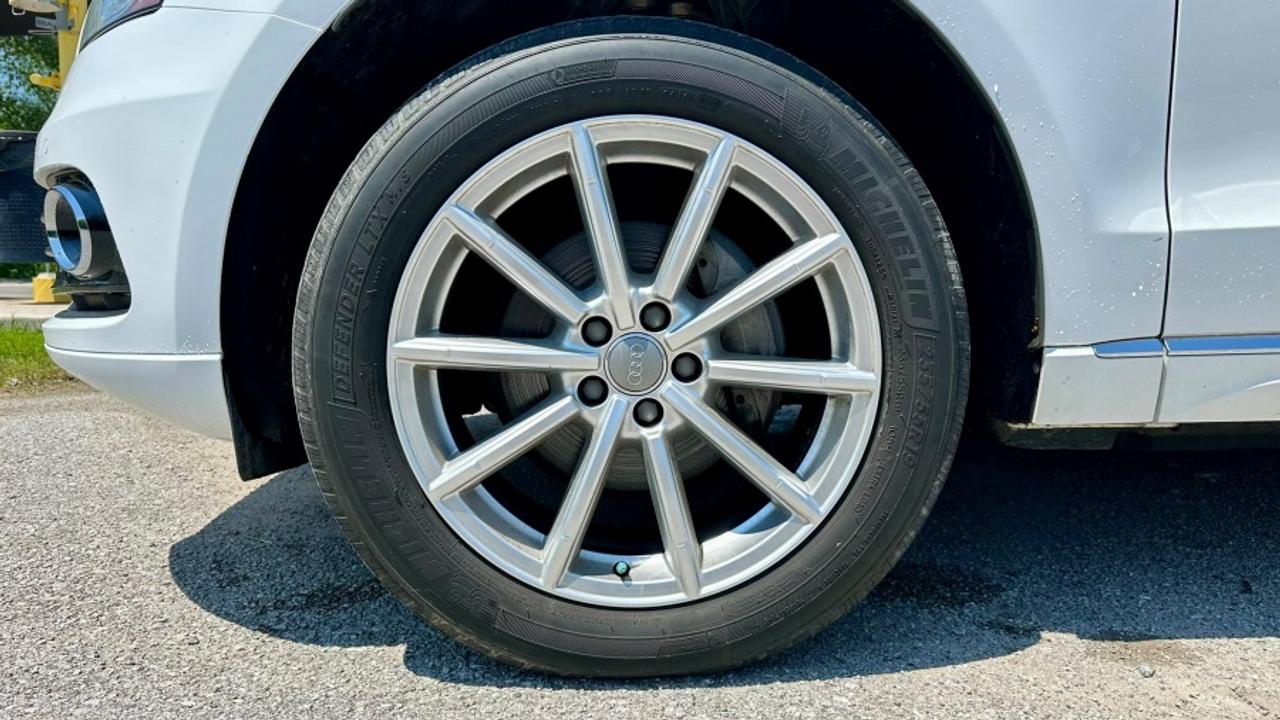 2017 Audi Q5 * TECHNIK * AWD * 2.0T QUATTRO TECHNIK Photo