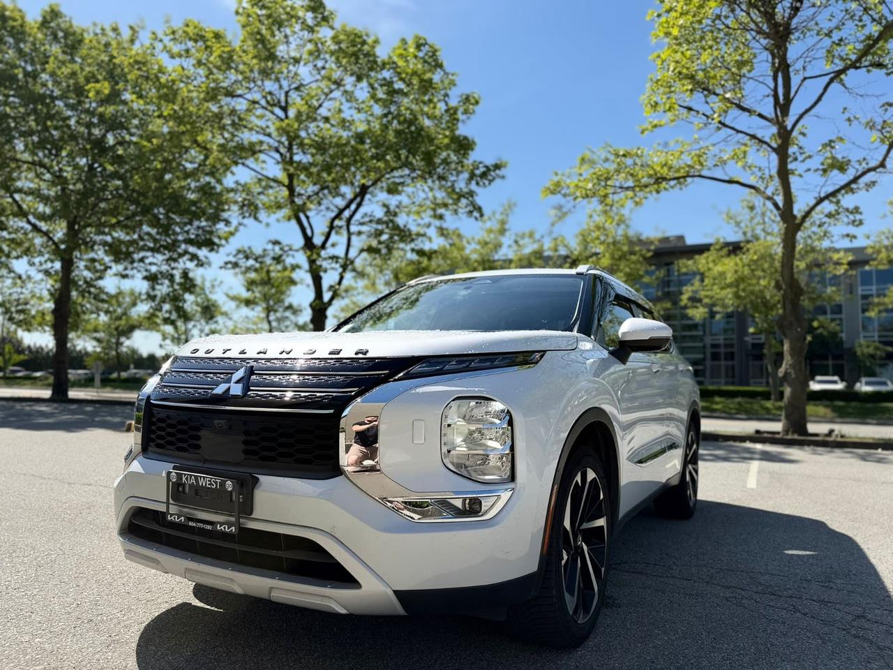 If you are interested and need more information call or message our sales team, we will be glad to help you now!Our knowledgeable sales staff will help assist you with every step. To book a test drive or receive further information give us a call at (604)777-1292 or email us: sales@kiawest.comNew to Canada?Ask about our New to Canada Program!IN HOUSE FINANCING, IN HOUSE LEASING AVAILABLE O.A.C.*All Cars have Dealer Preparation (Detail & Fuel) for $995 as additional services as well as a 10$ VSA transaction fee. Price shown DOES NOT include Government Fees & Taxes, Insurance, or Licensing.This vehicle may be leased or financed by anyone*, however, due to the recent increase in fraudulent vehicle purchase activity, Go Kia West reserves the right to decline any form of payment, including but not limited to cash, bank draft, certified cheque, EFT,or credit card. *on approved credit, see dealer for details. Dealer# 50448**Due to the possibility of human error, we cannot guarantee the accuracy of the displayed information, the availability of this vehicle, or the accuracy of its photo or stock photo. Such information may not reflect exact vehicle colour, trim, options, price or other specifications. Please contact Go Kia West for verification or if you would like more information on this vehicle. **