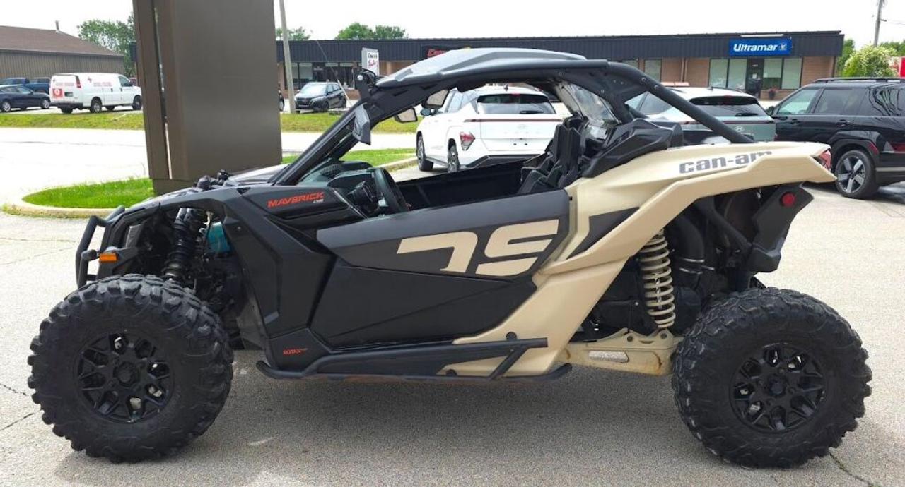 2022 Can-Am MAVERICK 1000 X3 DS TURBO RR Photo
