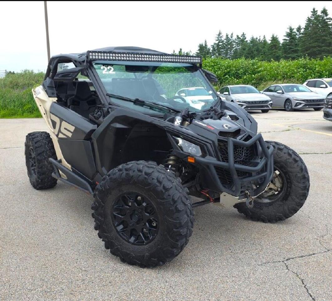 2022 Can-Am MAVERICK 1000 X3 DS TURBO RR