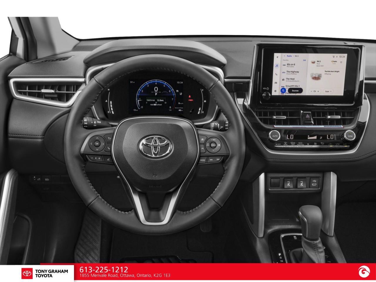 2022 Toyota Corolla Cross XLE Photo