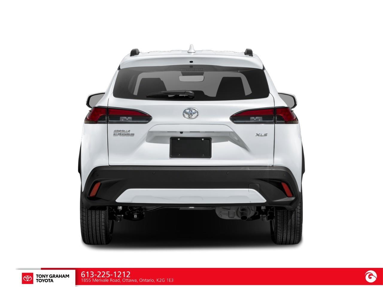 2025 Toyota Corolla Cross XLE Photo