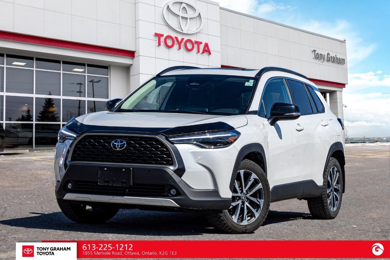 2025 Toyota Corolla Cross XLE Photo0