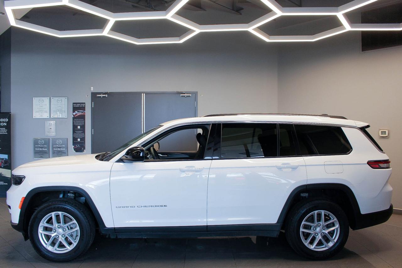 2023 Jeep Grand Cherokee L Laredo HEATED SEATS/STEERING WHEEL - APPLE CARPLAY AND ANDROID AUTO - CLOTH UPHOLSTERY Photo
