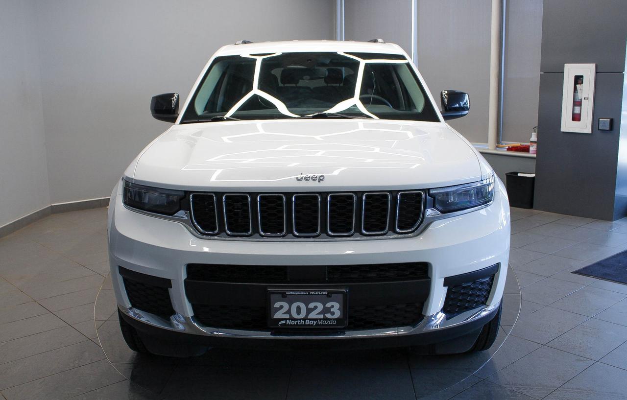 2023 Jeep Grand Cherokee L Laredo HEATED SEATS/STEERING WHEEL - APPLE CARPLAY AND ANDROID AUTO - CLOTH UPHOLSTERY Photo2