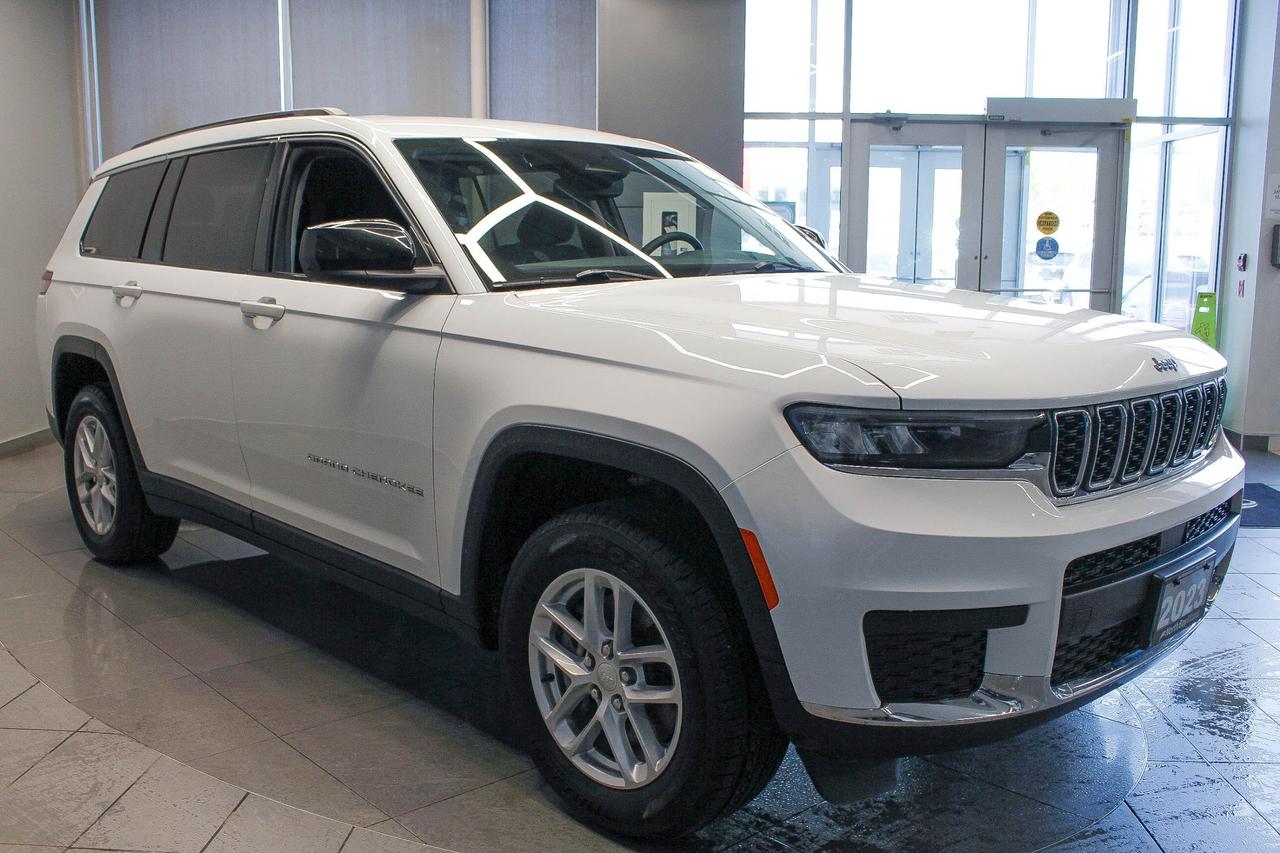 2023 Jeep Grand Cherokee L Laredo HEATED SEATS/STEERING WHEEL - APPLE CARPLAY AND ANDROID AUTO - CLOTH UPHOLSTERY Photo