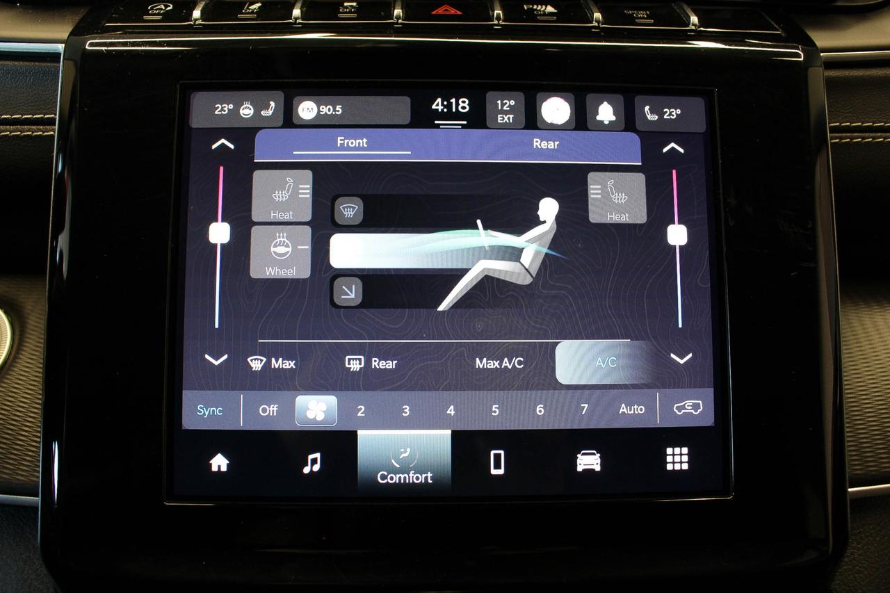 2023 Jeep Grand Cherokee L Laredo HEATED SEATS/STEERING WHEEL - APPLE CARPLAY AND ANDROID AUTO - CLOTH UPHOLSTERY Photo
