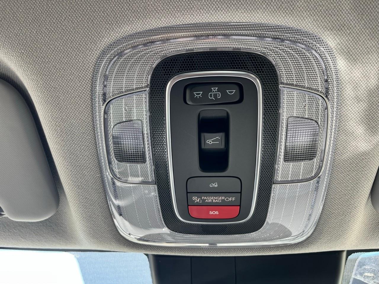 2026 Hyundai Elantra Hybrid Luxury Sedan Photo