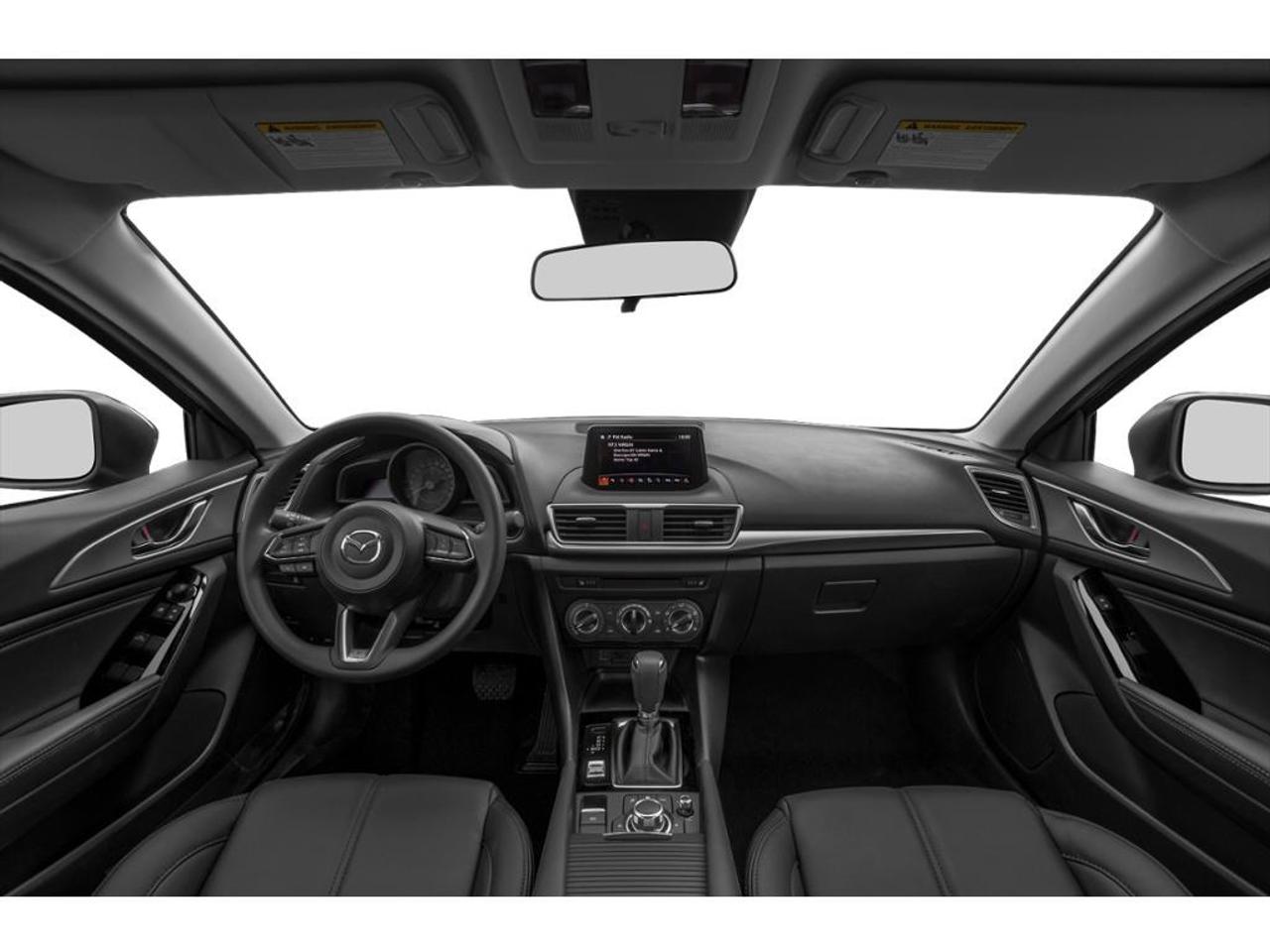 2018 Mazda MAZDA3 SE Photo