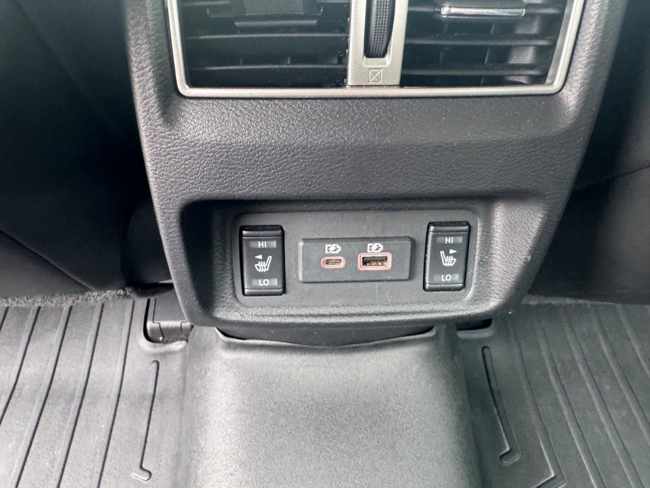 2019 Nissan Maxima  Photo