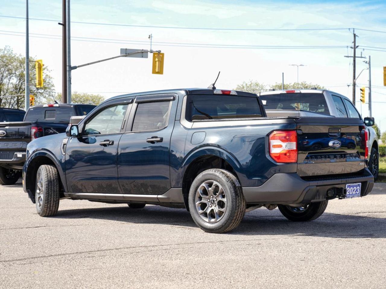 2023 Ford Maverick XLT AWD SuperCrew | TONNEAU COVER | ONE OWNER Photo3