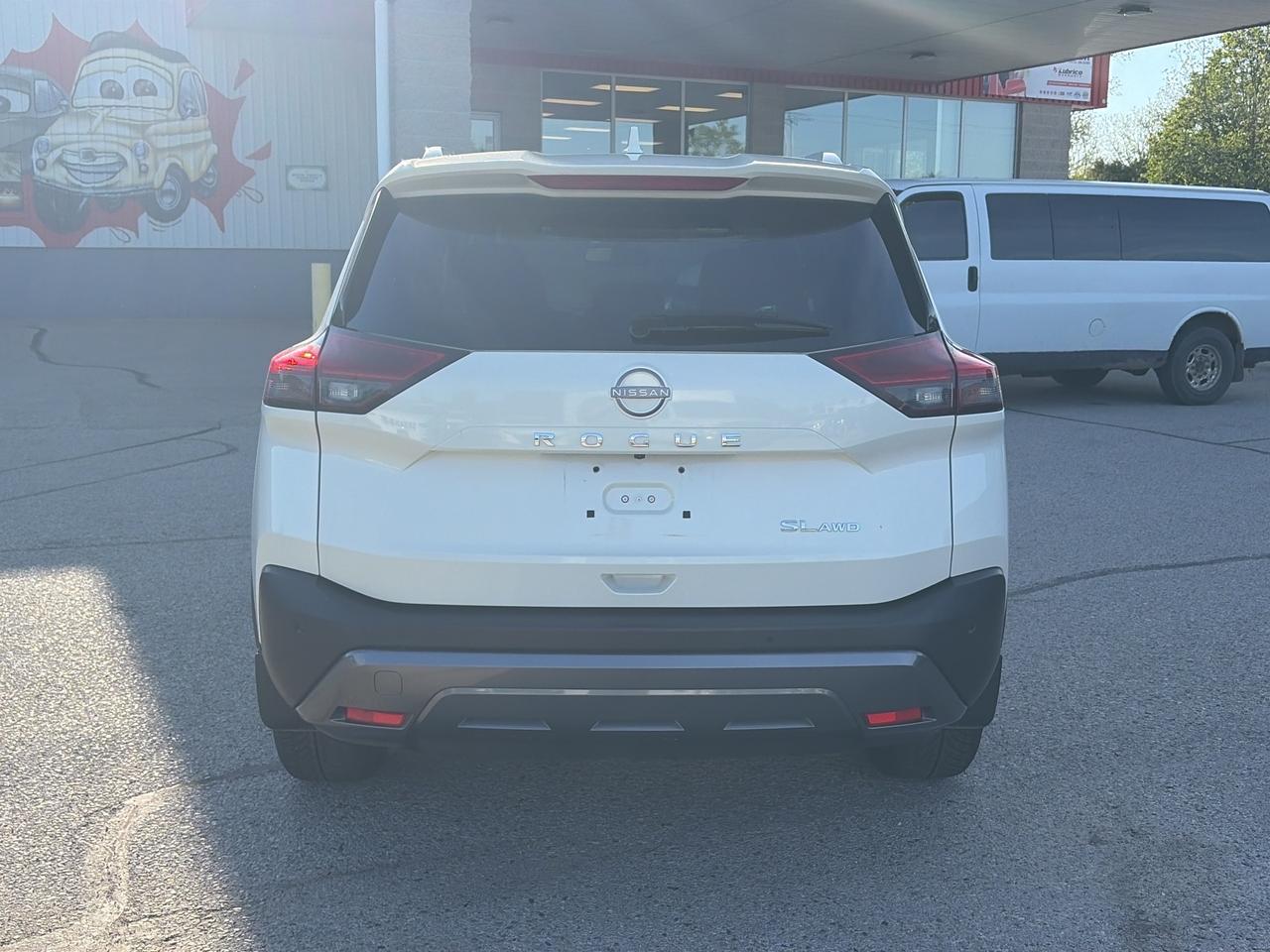 2023 Nissan Rogue AWD SL, HEATED LEATHER, REMOTE START! - Photo #5
