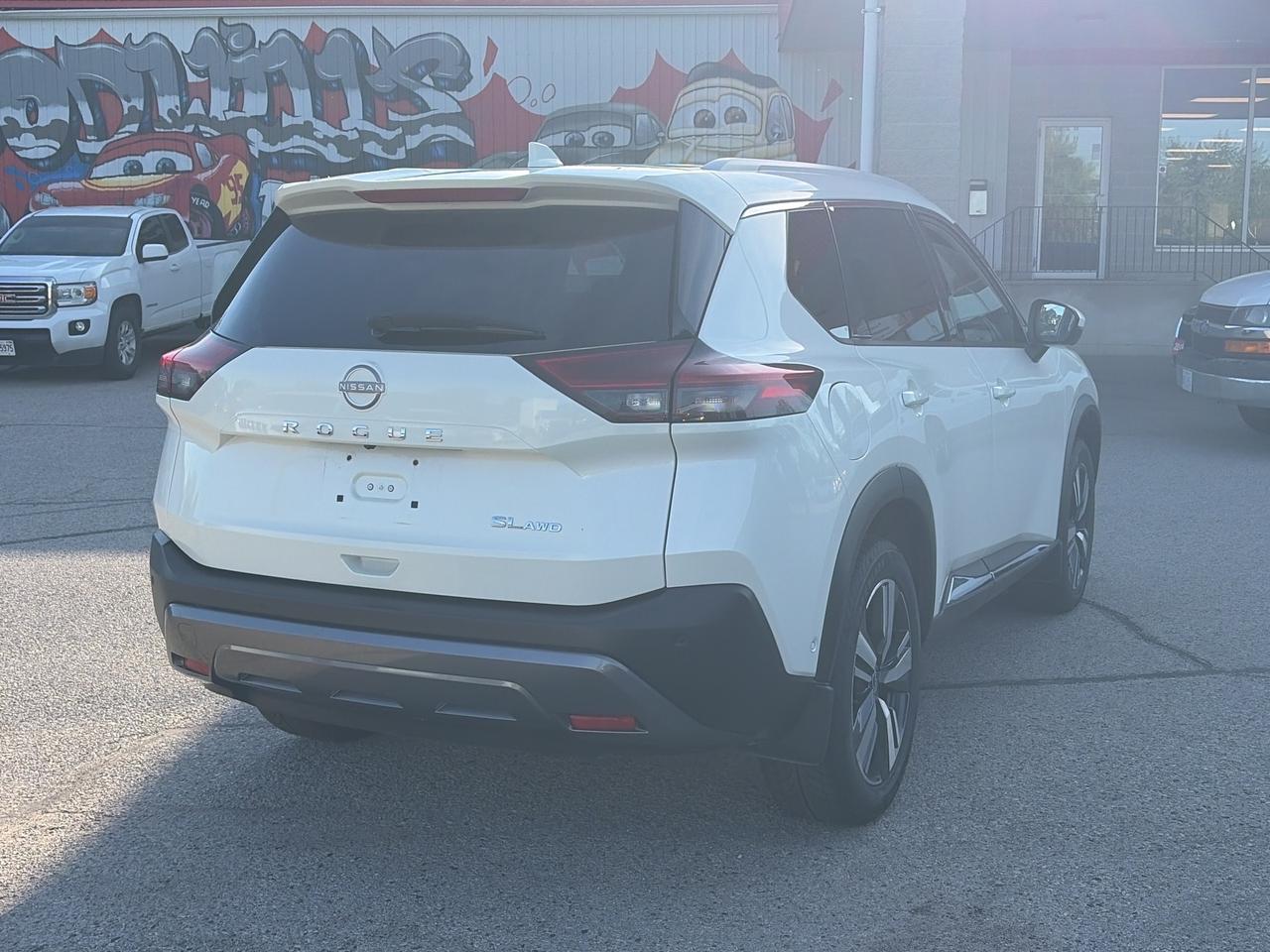 2023 Nissan Rogue AWD SL, HEATED LEATHER, REMOTE START! - Photo #8