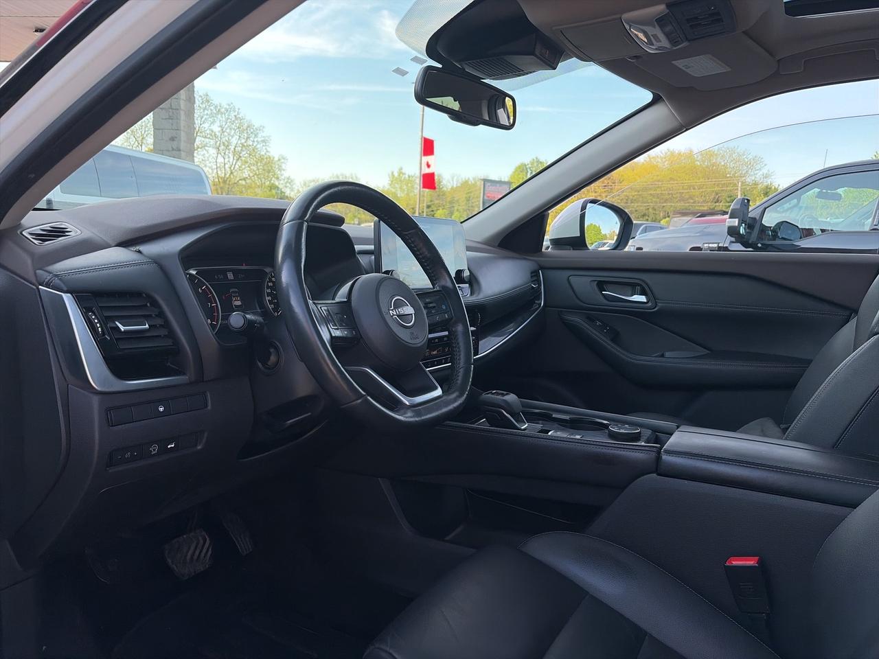2023 Nissan Rogue AWD SL, HEATED LEATHER, REMOTE START! - Photo #12