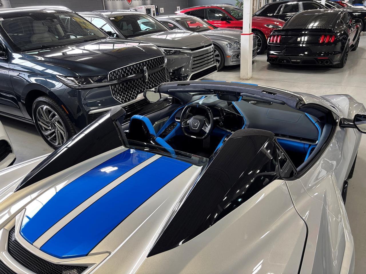 2024 Chevrolet Corvette E-Ray|3LZ|655HP|V8HYBRID|CONVERTIBLE|CARBONWHEELS| Photo
