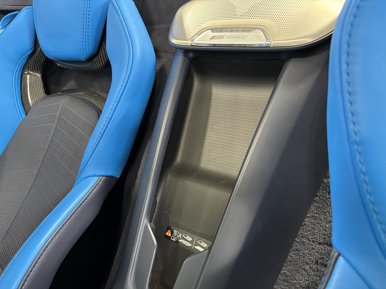 2024 Chevrolet Corvette E-Ray|3LZ|655HP|V8HYBRID|CONVERTIBLE|CARBONWHEELS| Photo