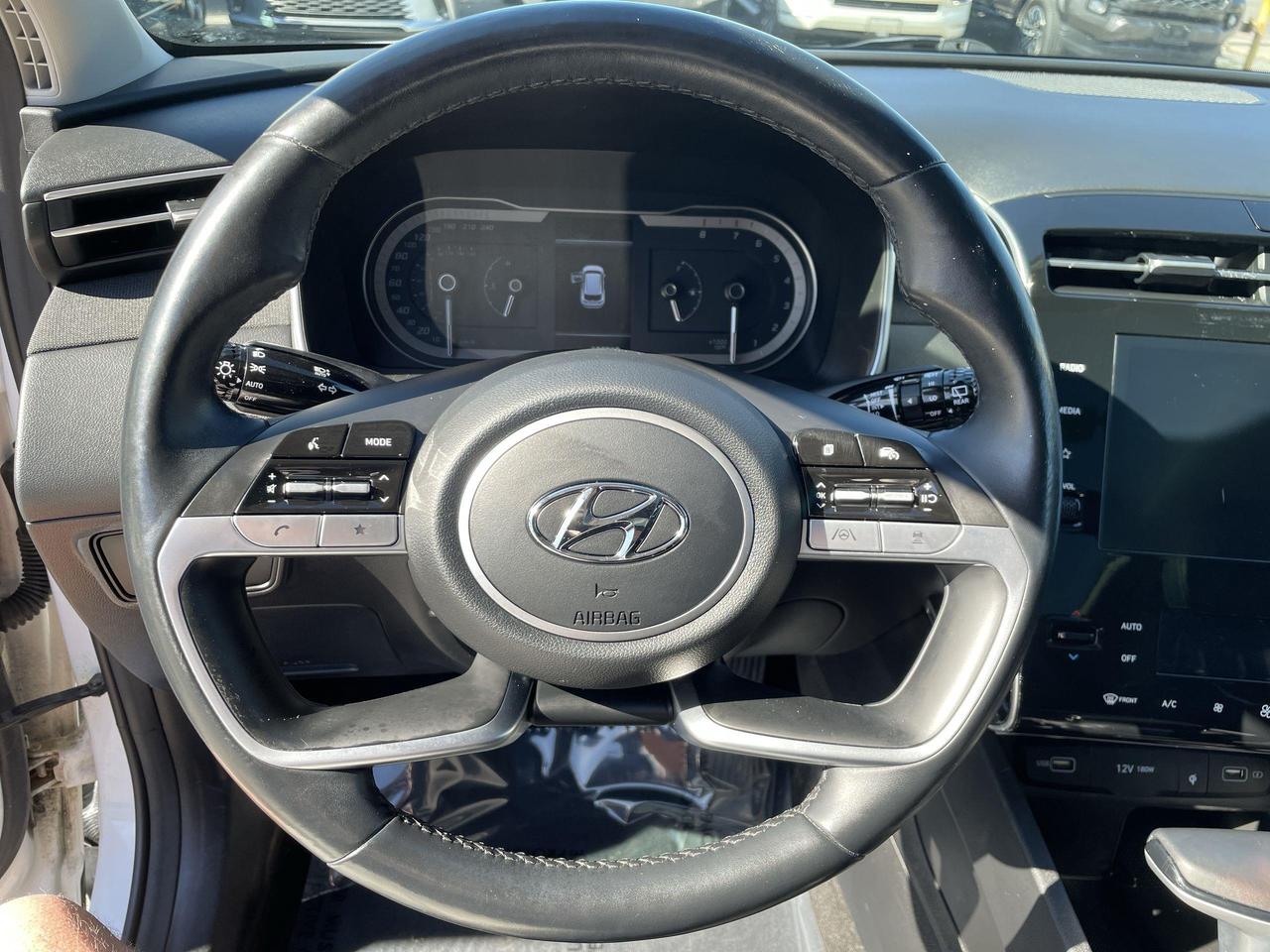 2022 Hyundai Tucson Preferred w/Trend Package TREND PKG, AWD, LEATHER, Photo