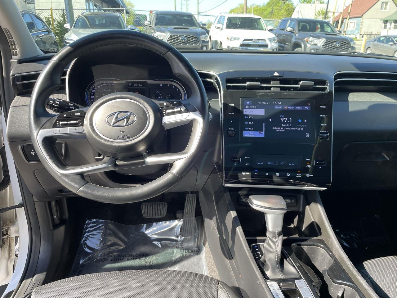 2022 Hyundai Tucson Preferred w/Trend Package TREND PKG, AWD, LEATHER, Photo