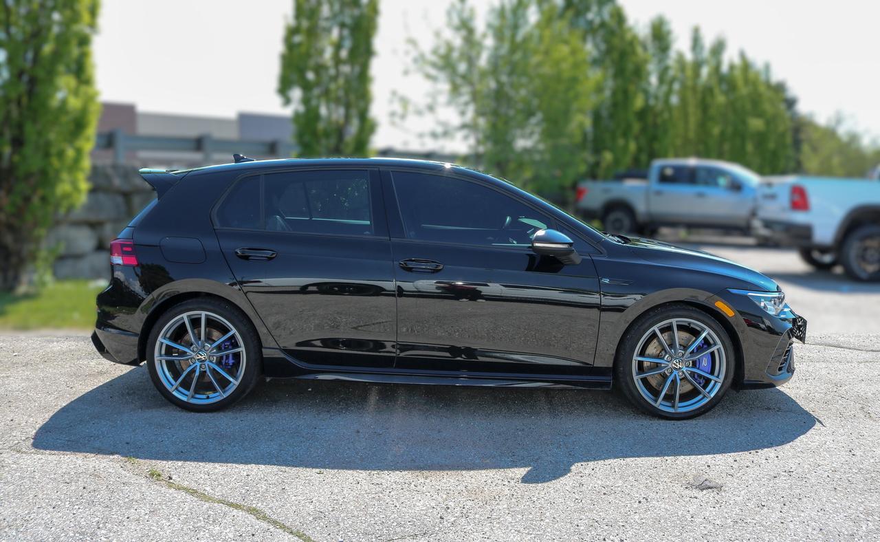 2024 Volkswagen Golf R DSG | NAVIGATION | SUNROOF | PREMIUM AUDIO | Photo