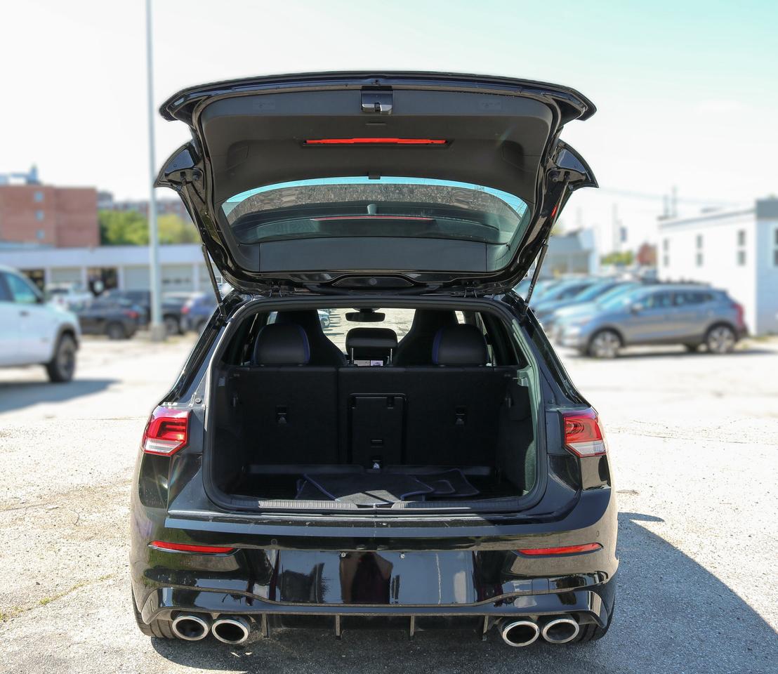 2024 Volkswagen Golf R DSG | NAVIGATION | SUNROOF | PREMIUM AUDIO | Photo
