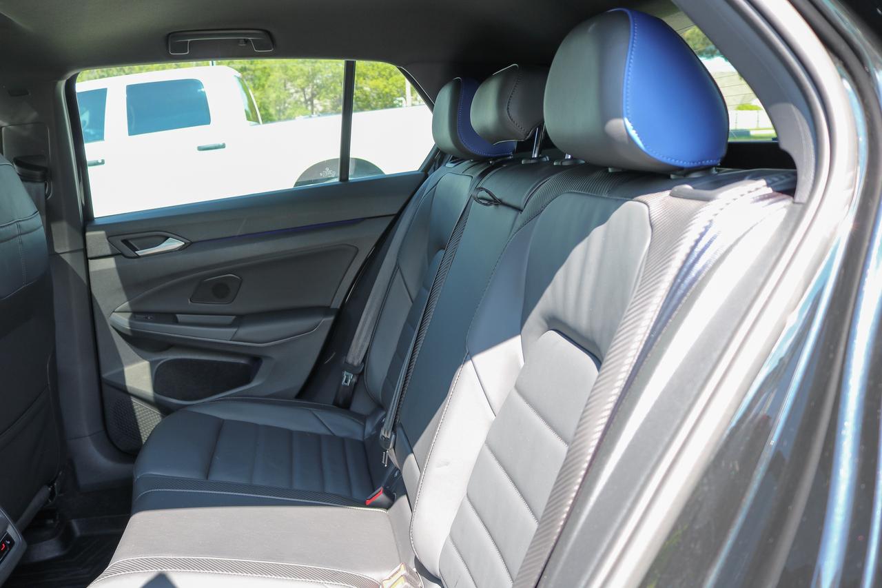 2024 Volkswagen Golf R DSG | NAVIGATION | SUNROOF | PREMIUM AUDIO | Photo