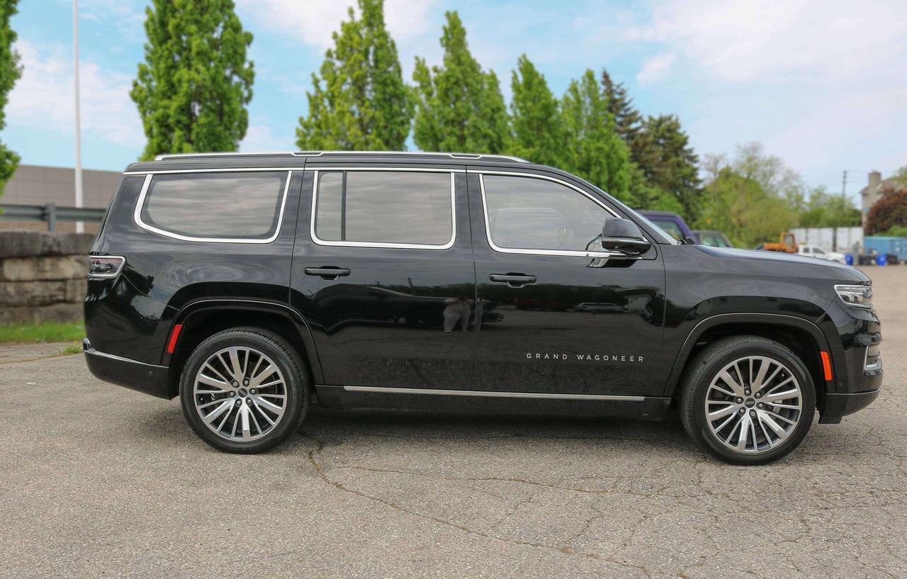 2022 Jeep Grand Wagoneer Series III 4x4 | NAVIGATION | REMOTE START | Photo