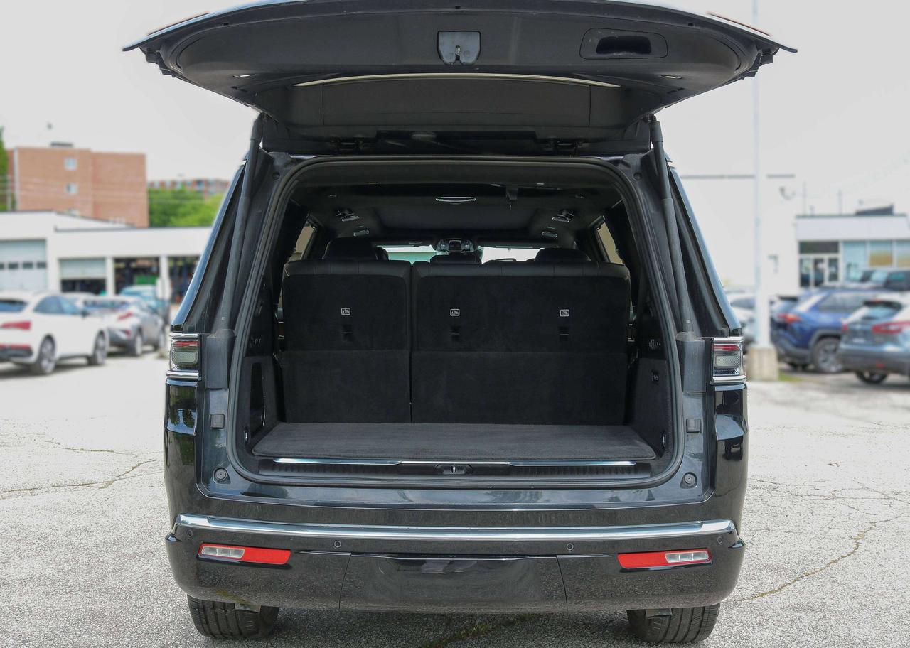 2022 Jeep Grand Wagoneer Series III 4x4 | NAVIGATION | REMOTE START | Photo