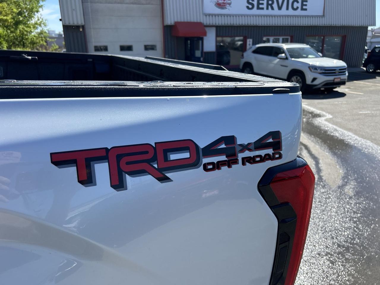 2023 Toyota Tundra 4x4 Crewmax Limited Long Bed Photo3