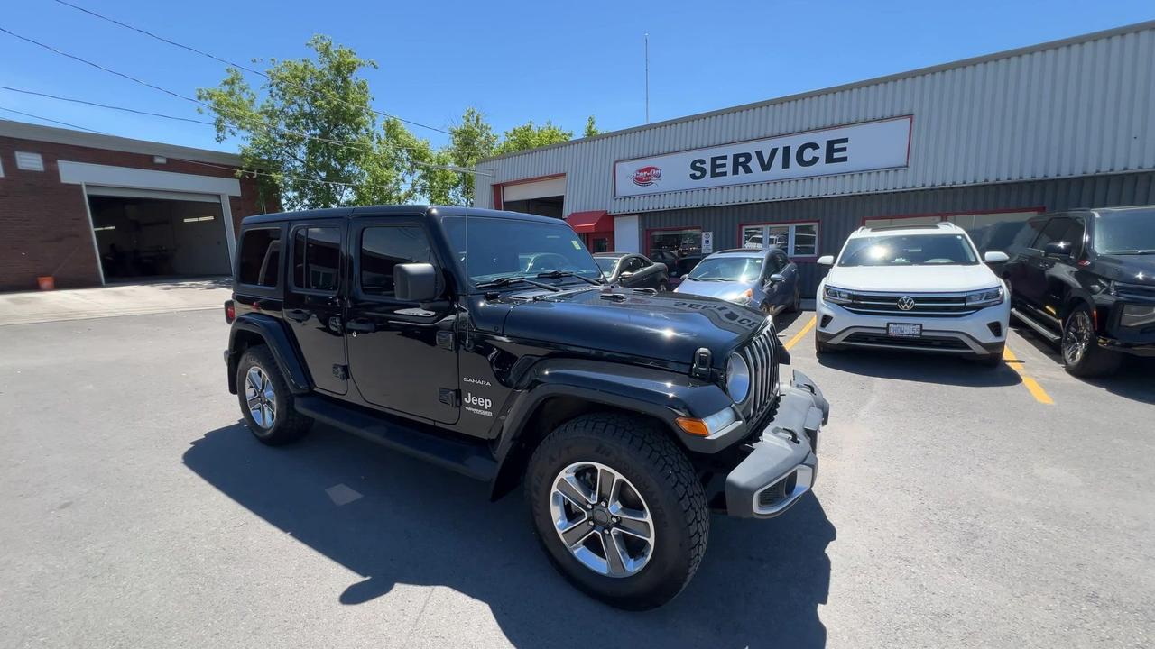 2018 Jeep Wrangler JK Unlimited SAHARA 4X4 | HTD LEATHER | CARPLAY | HARD TOP Photo