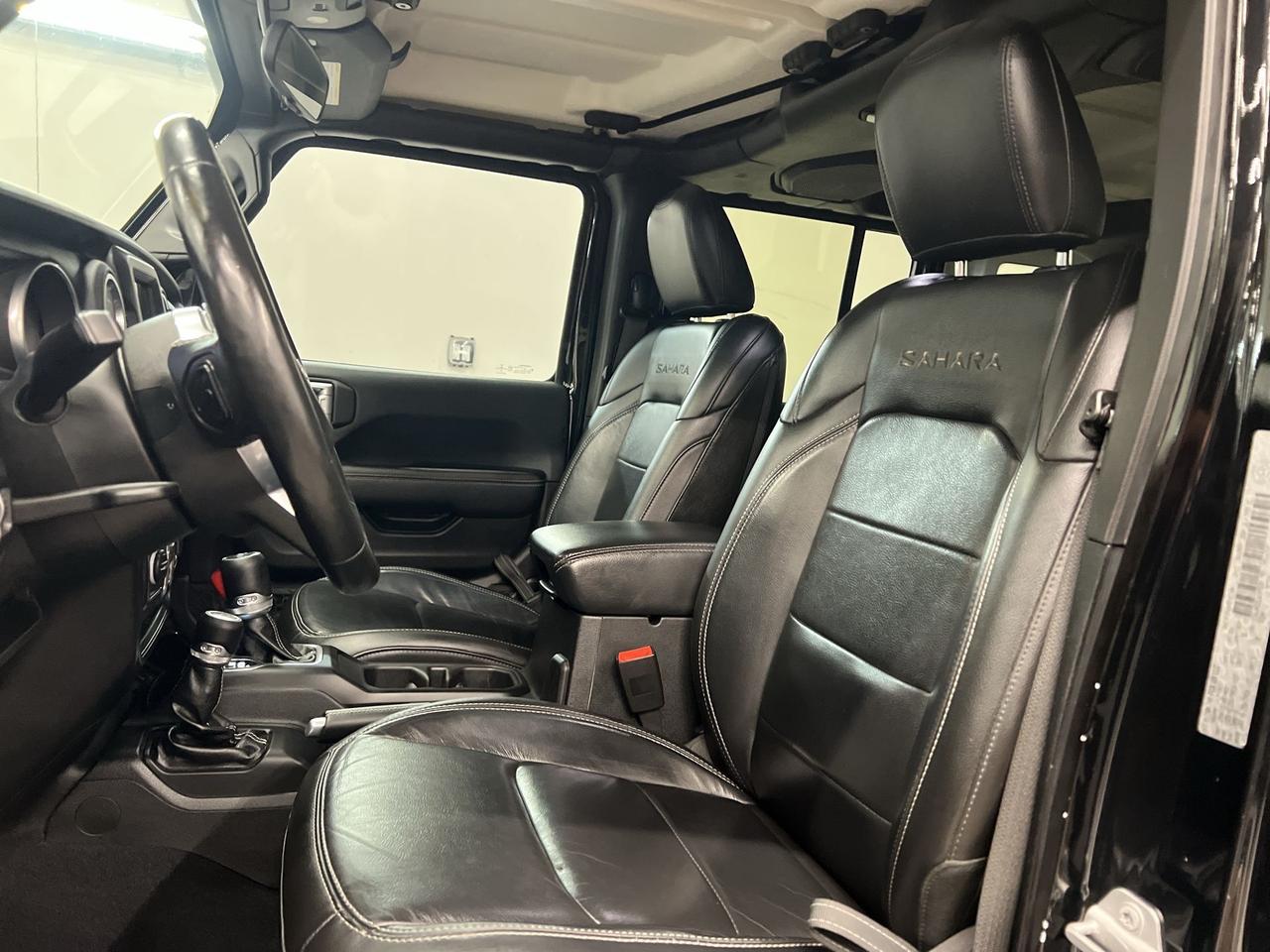 2018 Jeep Wrangler JK Unlimited SAHARA 4X4 | HTD LEATHER | CARPLAY | HARD TOP Photo