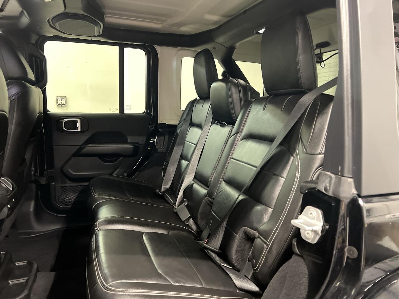 2018 Jeep Wrangler JK Unlimited SAHARA 4X4 | HTD LEATHER | CARPLAY | HARD TOP Photo