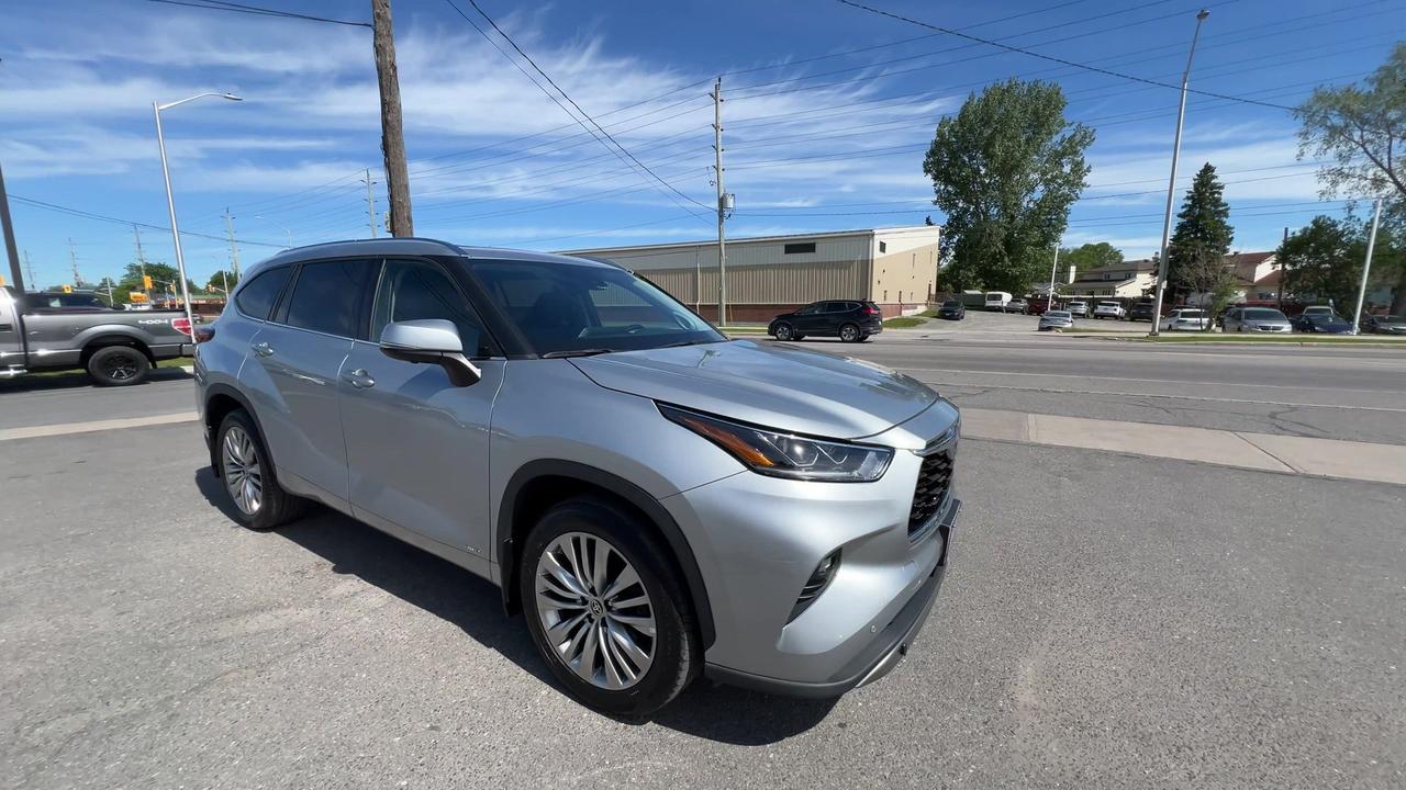 2023 Toyota Highlander HYBRID >>JUST SOLD Photo