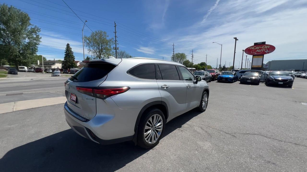 2023 Toyota Highlander HYBRID >>JUST SOLD Photo